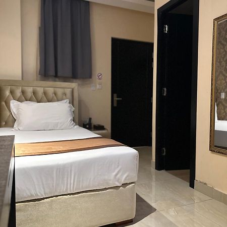 Hotel Crowner David Εξωτερικό φωτογραφία